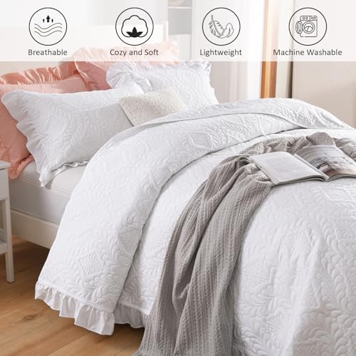 DJY California King Quilt Bedding Set, White Lightweight Soft Bedspread Coverlet for All Season Use - 3 Piece (1 Quilt,